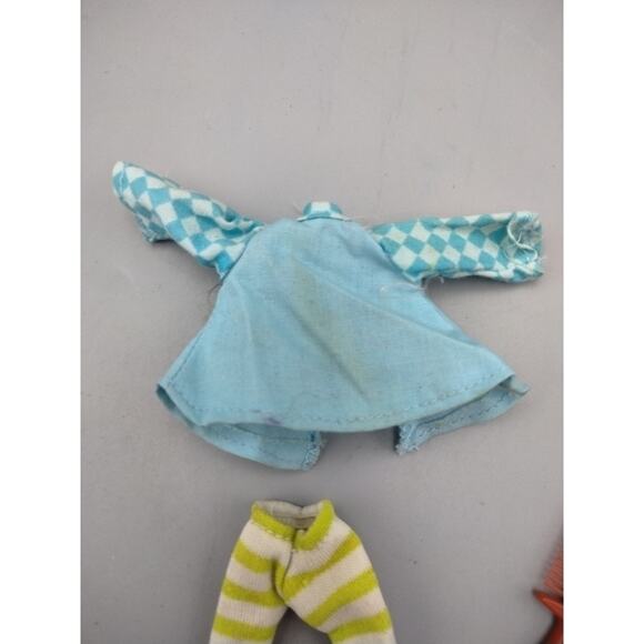 Strawberry Shortcake - Blueberry Muffin And Sour Grapes Outfit With Comb Lot - Picture 5 of 6